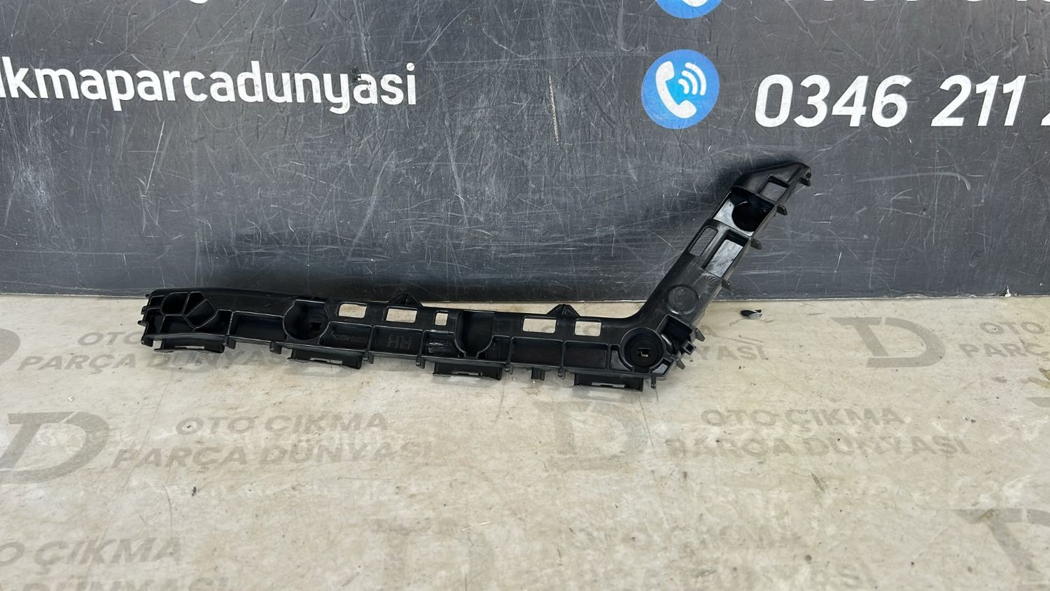 TOYOTA COROLLA ARKA TAMPON BRAKET� ALT SA� 2019- YEN�